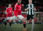 Chelsea dan Manchester United Tutup Tahun dengan Kekalahan