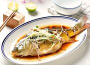 5 Tradisi Unik Imlek di China, Salah Satunya Tidak Membalik Ikan saat Dimakan