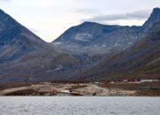 Menguak Perburuan Harta Karun Mineral Berharga Greenland