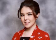 Tina Toon Turun Tangan Pantau Banjir di Kelapa Gading, Bantu Warga Terdampak