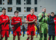 Gol Bunuh Diri Mees Hilgers Antar FC Twente ke Jurang Kekalahan