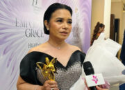 Ruth Sahanaya Terima Indonesia’s Beautiful Women 2025 Berkat Dedikasi di Industri Musik