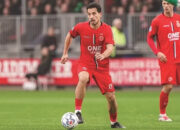 Thom Haye Tampil Solid Meski Almere City Tumbang Tipis dari SC Heerenveen