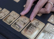 Harga Emas Anjlok Rp33 Ribu saat Hari Buruh, Segini Rincian Lengkapnya