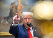Trump Tabuh Genderang Perang dengan UE, Sebut Lebih Buruk dari China