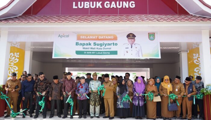 Apical dan Pemkot Dumai Resmikan SDN 001 Lubuk Gaung