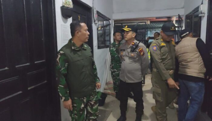 Polsek Dumai Timur Gelar Patroli Gabungan Cipta Kondisi Ops Lilin 2025, Kamtibmas Aman dan Kondusif