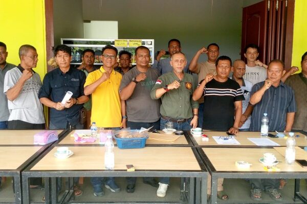 Lawan Marginalisasi dan Praktik Monopoli