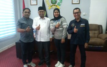 Ketua JMSI Kota Dumai Ahmad Dahlan Kunjungi Ketua DPRD Kota Dumai Agus Miswandi, S.A.B Bahas Anggaran Kerja Sama Media